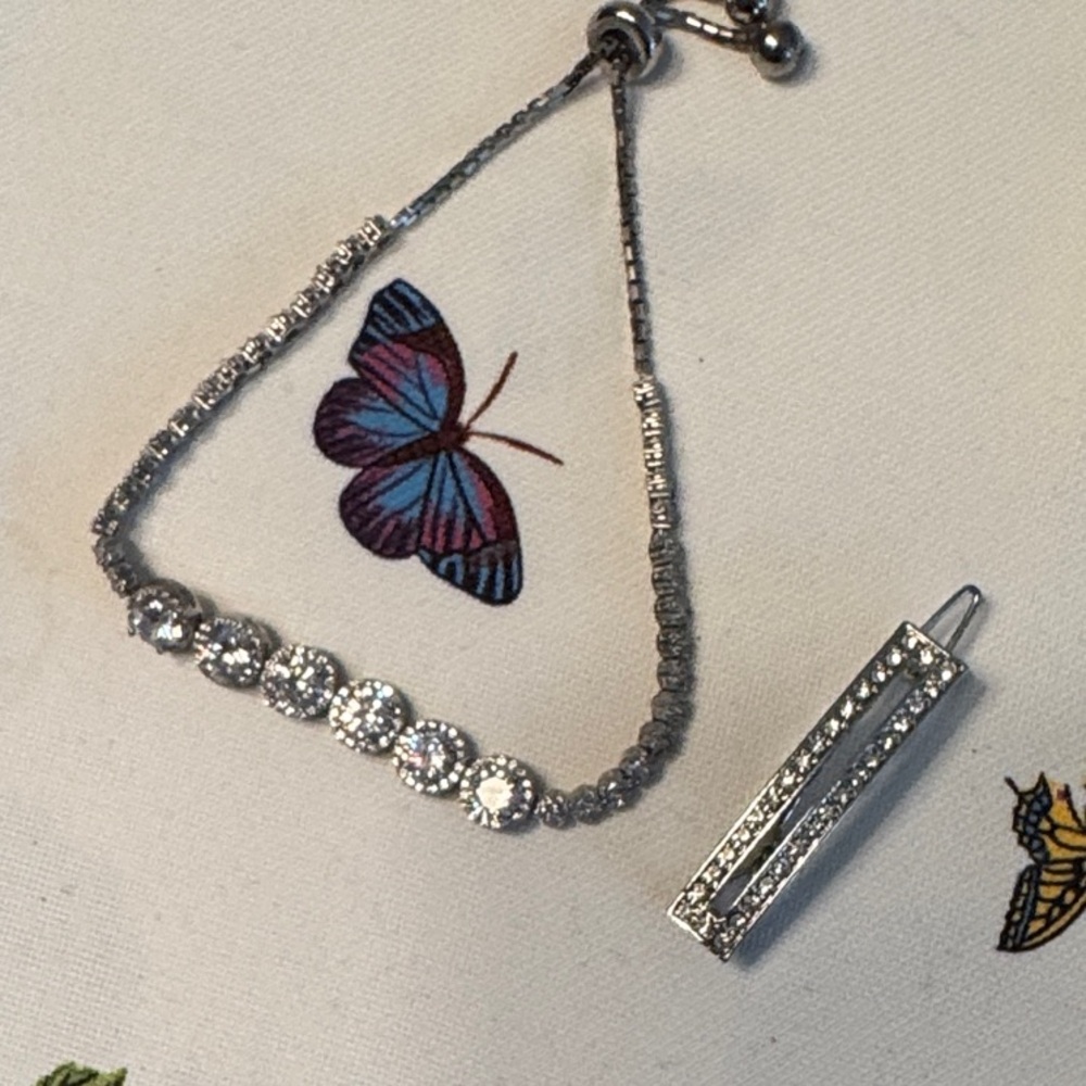 Sparkling Silver Bracelet with Clear Gems - Picture 3 of 3